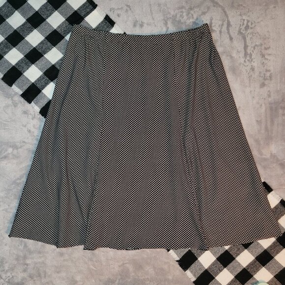 16 | Vintage Dotted Midi Skirt - Picture 1 of 4